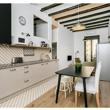 Lovely Design 4bed Close To Sagrada Familia *