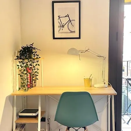 Apartment Lovely Design 4bed Close To Sagrada Familia